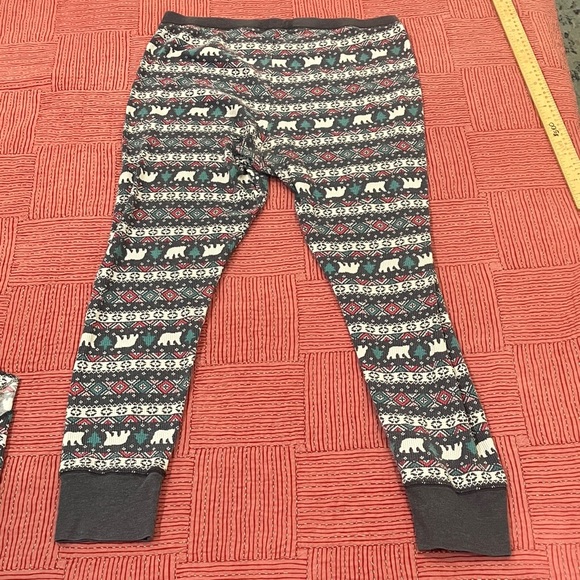 Women's XXL top / XL bottom festive Pajama Set Polar Bear Christmas tree print - Picture 16 of 16